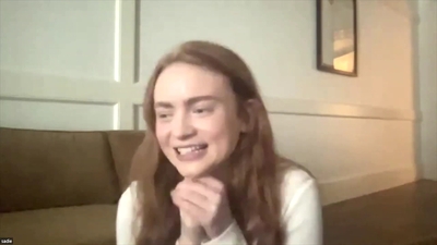 2022-06-17_-_Gold_Derby_-_Stranger_Things_4_Interview_mp42974.jpg