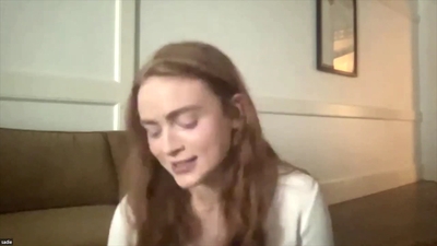 2022-06-17_-_Gold_Derby_-_Stranger_Things_4_Interview_mp42976.jpg