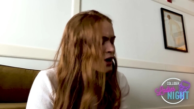 2022-06-24_-_Collider_Extras_-_Sadie_Sink_Interview_2833529.jpg