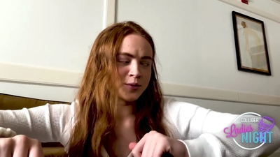 2022-06-24_-_Collider_Extras_-_Sadie_Sink_Interview_2848029.jpg