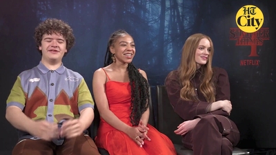 2022-06-27_-_HT_City_-_Celeb_Bytes_With_Stranger_Things_Cast_mp40935.jpg