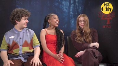 2022-06-27_-_HT_City_-_Celeb_Bytes_With_Stranger_Things_Cast_mp40936.jpg