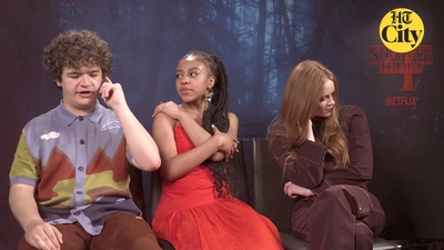 2022-06-27_-_HT_City_-_Celeb_Bytes_With_Stranger_Things_Cast_mp40942.jpg