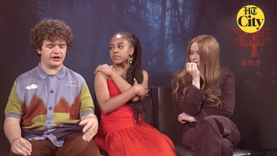2022-06-27_-_HT_City_-_Celeb_Bytes_With_Stranger_Things_Cast_mp40944.jpg