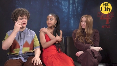 2022-06-27_-_HT_City_-_Celeb_Bytes_With_Stranger_Things_Cast_mp40946.jpg