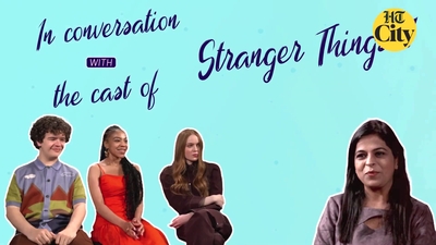 2022-06-27_-_HT_City_-_Celeb_Bytes_With_Stranger_Things_Cast_mp40997.jpg