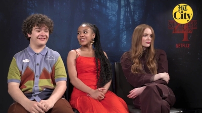 2022-06-27_-_HT_City_-_Celeb_Bytes_With_Stranger_Things_Cast_mp41029.jpg