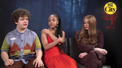 2022-06-27_-_HT_City_-_Celeb_Bytes_With_Stranger_Things_Cast_mp41043.jpg