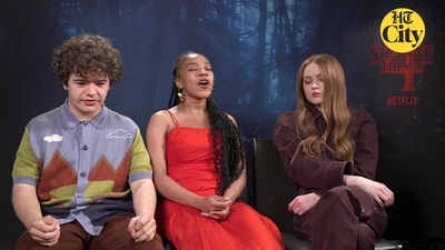 2022-06-27_-_HT_City_-_Celeb_Bytes_With_Stranger_Things_Cast_mp41071.jpg