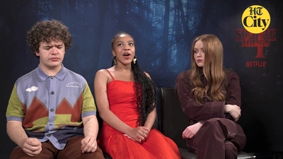 2022-06-27_-_HT_City_-_Celeb_Bytes_With_Stranger_Things_Cast_mp41084.jpg