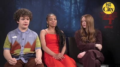 2022-06-27_-_HT_City_-_Celeb_Bytes_With_Stranger_Things_Cast_mp41088.jpg