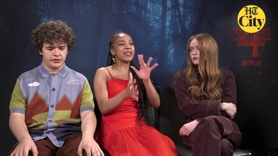 2022-06-27_-_HT_City_-_Celeb_Bytes_With_Stranger_Things_Cast_mp41089.jpg