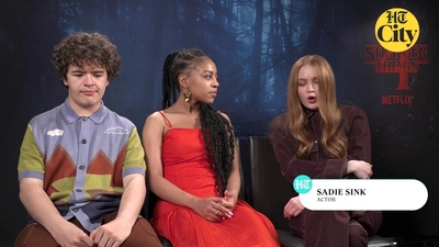 2022-06-27_-_HT_City_-_Celeb_Bytes_With_Stranger_Things_Cast_mp41138.jpg