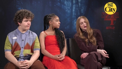 2022-06-27_-_HT_City_-_Celeb_Bytes_With_Stranger_Things_Cast_mp41152.jpg
