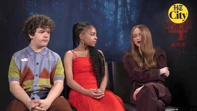 2022-06-27_-_HT_City_-_Celeb_Bytes_With_Stranger_Things_Cast_mp41164.jpg