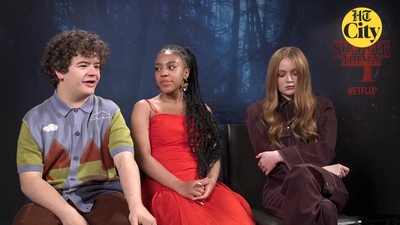 2022-06-27_-_HT_City_-_Celeb_Bytes_With_Stranger_Things_Cast_mp41205.jpg