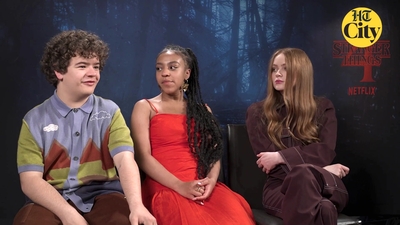 2022-06-27_-_HT_City_-_Celeb_Bytes_With_Stranger_Things_Cast_mp41206.jpg