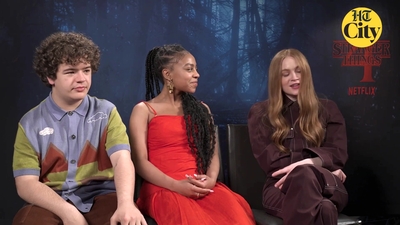 2022-06-27_-_HT_City_-_Celeb_Bytes_With_Stranger_Things_Cast_mp41217.jpg