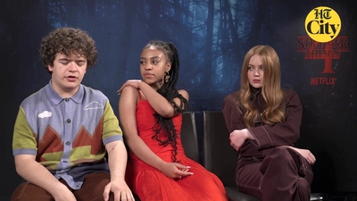 2022-06-27_-_HT_City_-_Celeb_Bytes_With_Stranger_Things_Cast_mp41240.jpg