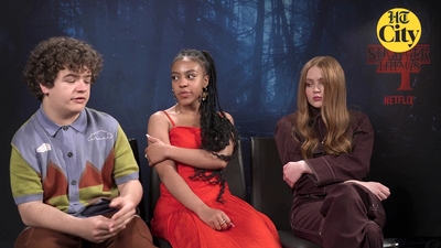 2022-06-27_-_HT_City_-_Celeb_Bytes_With_Stranger_Things_Cast_mp41271.jpg