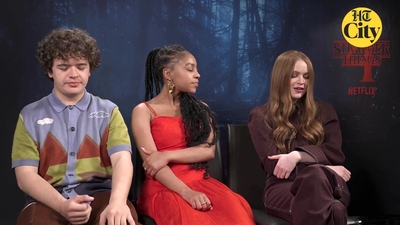 2022-06-27_-_HT_City_-_Celeb_Bytes_With_Stranger_Things_Cast_mp41296.jpg