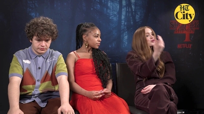 2022-06-27_-_HT_City_-_Celeb_Bytes_With_Stranger_Things_Cast_mp41304.jpg
