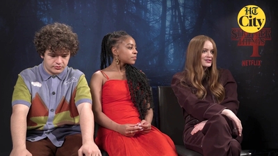2022-06-27_-_HT_City_-_Celeb_Bytes_With_Stranger_Things_Cast_mp41307.jpg