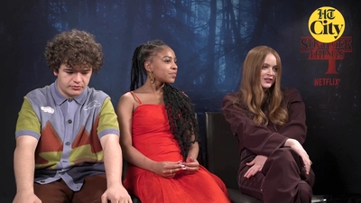 2022-06-27_-_HT_City_-_Celeb_Bytes_With_Stranger_Things_Cast_mp41308.jpg