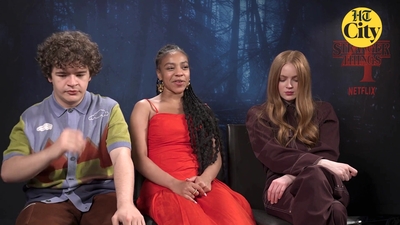 2022-06-27_-_HT_City_-_Celeb_Bytes_With_Stranger_Things_Cast_mp41316.jpg