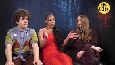 2022-06-27_-_HT_City_-_Celeb_Bytes_With_Stranger_Things_Cast_mp41320.jpg