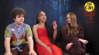 2022-06-27_-_HT_City_-_Celeb_Bytes_With_Stranger_Things_Cast_mp41322.jpg