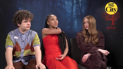 2022-06-27_-_HT_City_-_Celeb_Bytes_With_Stranger_Things_Cast_mp41329.jpg