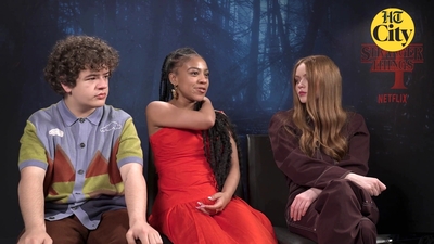 2022-06-27_-_HT_City_-_Celeb_Bytes_With_Stranger_Things_Cast_mp41330.jpg