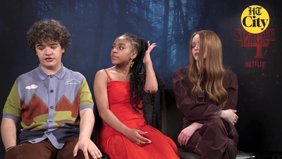 2022-06-27_-_HT_City_-_Celeb_Bytes_With_Stranger_Things_Cast_mp41366.jpg