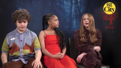 2022-06-27_-_HT_City_-_Celeb_Bytes_With_Stranger_Things_Cast_mp41388.jpg