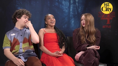 2022-06-27_-_HT_City_-_Celeb_Bytes_With_Stranger_Things_Cast_mp41428.jpg