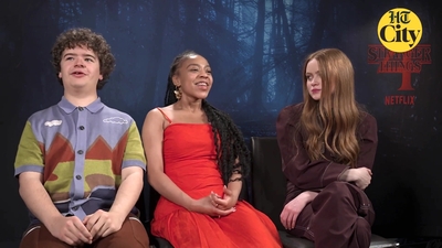 2022-06-27_-_HT_City_-_Celeb_Bytes_With_Stranger_Things_Cast_mp41430.jpg