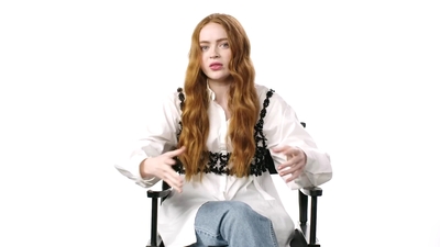 2022-06-28_-_Teen_Vogue_-_Sadie_Sink_Shares_Her_Firsts_mp41804.jpg