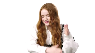 2022-06-28_-_Teen_Vogue_-_Sadie_Sink_Shares_Her_Firsts_mp41896.jpg