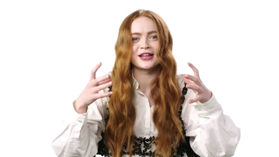 2022-06-28_-_Teen_Vogue_-_Sadie_Sink_Shares_Her_Firsts_mp41900.jpg
