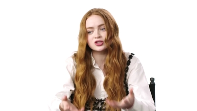 2022-06-28_-_Teen_Vogue_-_Sadie_Sink_Shares_Her_Firsts_mp42214.jpg