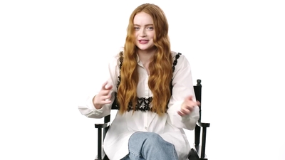 2022-06-28_-_Teen_Vogue_-_Sadie_Sink_Shares_Her_Firsts_mp42218.jpg