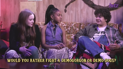 2022-06-29_-_HITZ_Speaks_-_Stranger_Things_Cast_Plays_Would_You_Rather_mp42503.jpg