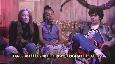 2022-06-29_-_HITZ_Speaks_-_Stranger_Things_Cast_Plays_Would_You_Rather_mp42512.jpg