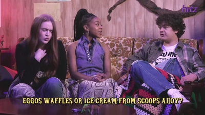 2022-06-29_-_HITZ_Speaks_-_Stranger_Things_Cast_Plays_Would_You_Rather_mp42523.jpg