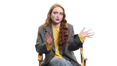 2022-07-02_-_Netflix_-_Sadie_Sink_on_Max_Mayfields_Journey_mp42872.jpg