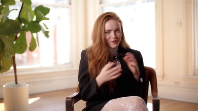 2022-07-11_-_Coveteur_-_Sadie_Sink_Shares_Her_Favorite_Pieces_in_Her_Closet_mp43629.jpg