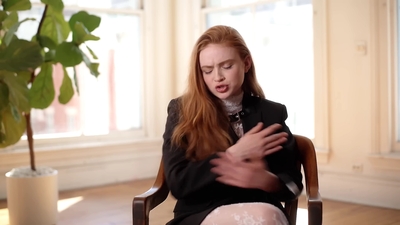 2022-07-11_-_Coveteur_-_Sadie_Sink_Shares_Her_Favorite_Pieces_in_Her_Closet_mp43648.jpg