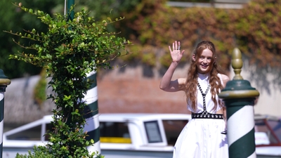2022-09-04_-_79th_Venice_International_Film_Festival_1_mp44540.jpg