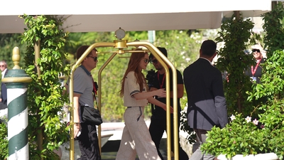 2022-09-04_-_79th_Venice_International_Film_Festival_3_mp44594.jpg